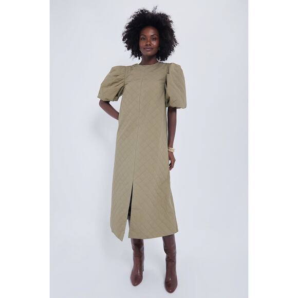 Tuckernuck Dresses & Skirts - HYACINTH HOUSE Olive Quilted Fowler Midi Dress Size XXL NWT